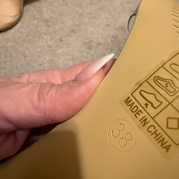 Nude Elegant Tan Stiletto Heels - Picture 5 of 8